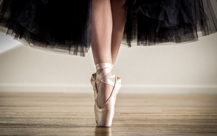 юбка, ноги, балерина, пуанты, танцовщица, балетные туфли, женские балетные туфли, skirt, feet, ballerina, pointe shoes, dancer, ballet shoes, women's ballet shoes