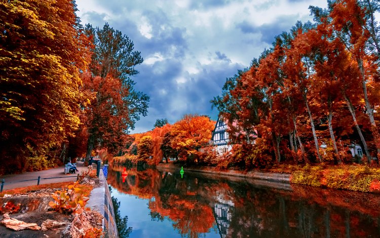 деревья, река, листья, отражение, пейзаж, осень, красота, домик, trees, river, leaves, reflection, landscape, autumn, beauty, house