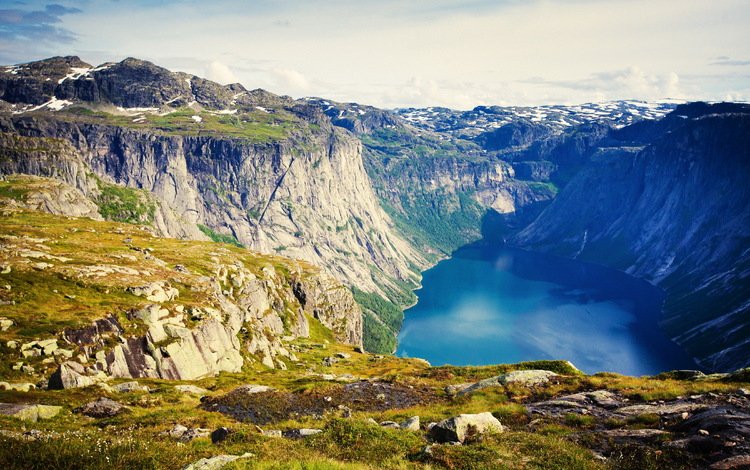 озеро, горы, скалы, камни, ущелье, норвегия, лофотенские, lake, mountains, rocks, stones, gorge, norway, lofoten