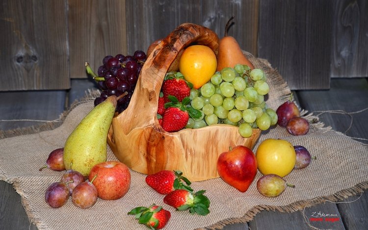 виноград, фрукты, яблоки, клубника, груши, сливы, grapes, fruit, apples, strawberry, pear, plum