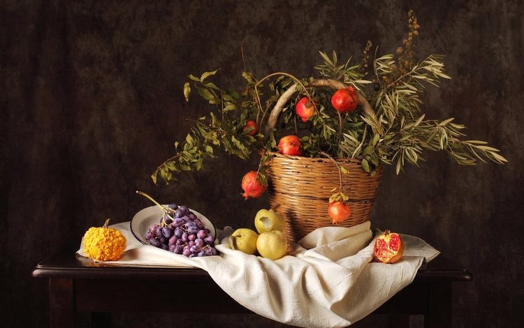 виноград, яблоки, тыква, натюрморт, гранат, grapes, apples, pumpkin, still life, garnet