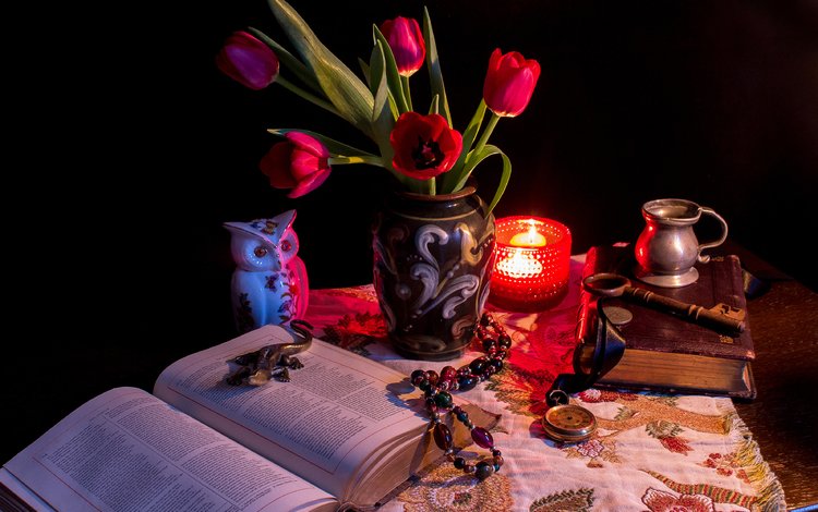 цветы, книга, сова, натюрморт, стол, тульпаны, cвечи, часы, книгa, ключ, тюльпаны, ваза, свеча, flowers, book, owl, still life, table, candles, watch, key, tulips, vase, candle