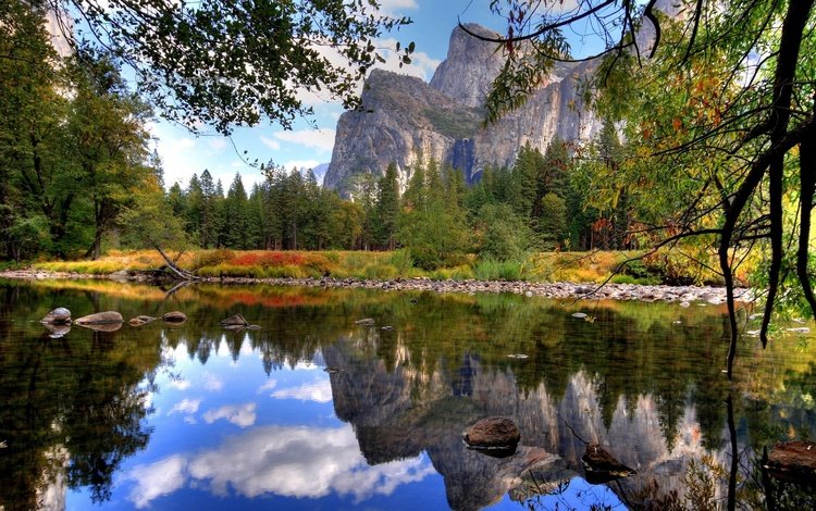 деревья, озеро, горы, природа, лес, листья, отражение, осень, trees, lake, mountains, nature, forest, leaves, reflection, autumn