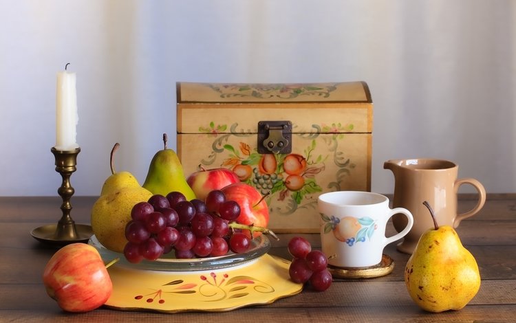 виноград, фрукты, яблоко, чашка, свеча, натюрморт, груша, сундук, grapes, fruit, apple, cup, candle, still life, pear, chest