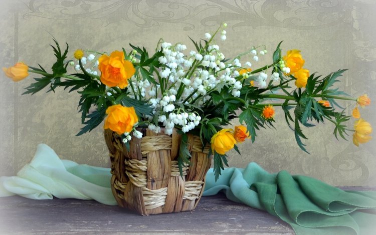 ландыши, букет, корзина, калужница, lilies of the valley, bouquet, basket, marigold