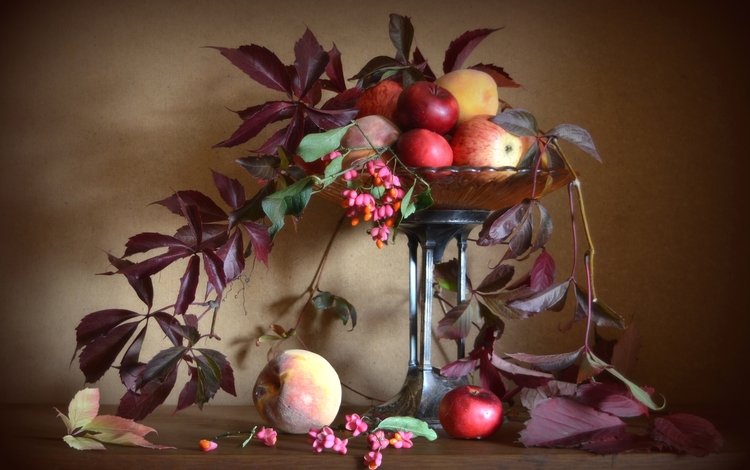 листья, яблоки, осень, персики, натюрморт, leaves, apples, autumn, peaches, still life