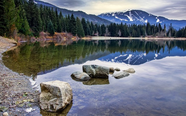 вода, lake whistler, озеро, горы, камни, берег, лес, отражение, канада, water, lake, mountains, stones, shore, forest, reflection, canada