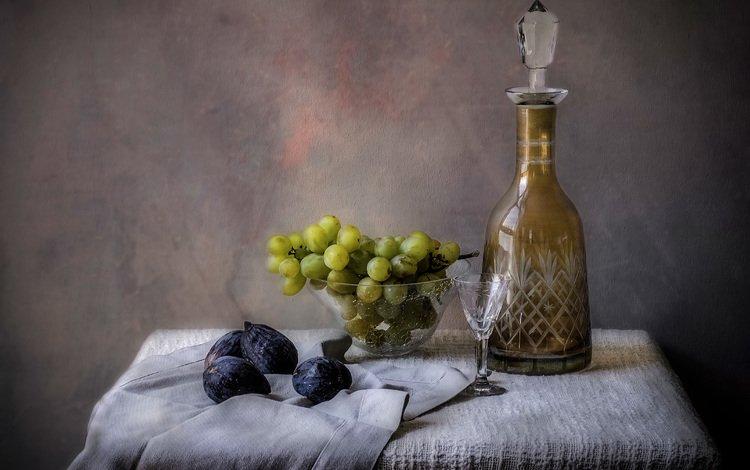 виноград, ваза, натюрморт, графин, инжир, рюмка, grapes, vase, still life, decanter, figs, glass