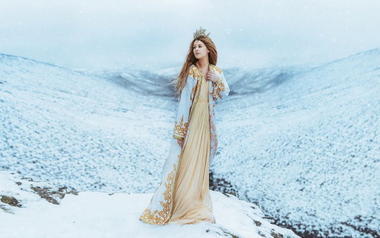 горы, снег, зима, девушка, платье, корона, королева, принцесса, mountains, snow, winter, girl, dress, crown, queen, princess