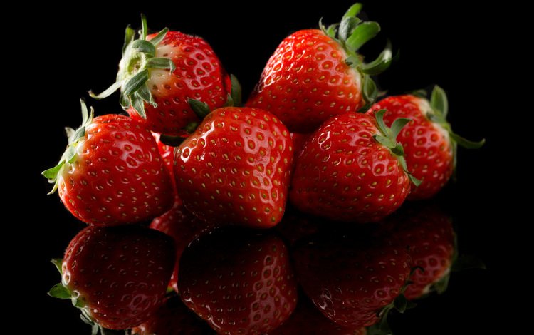макро, отражение, клубника, ягоды, macro, reflection, strawberry, berries