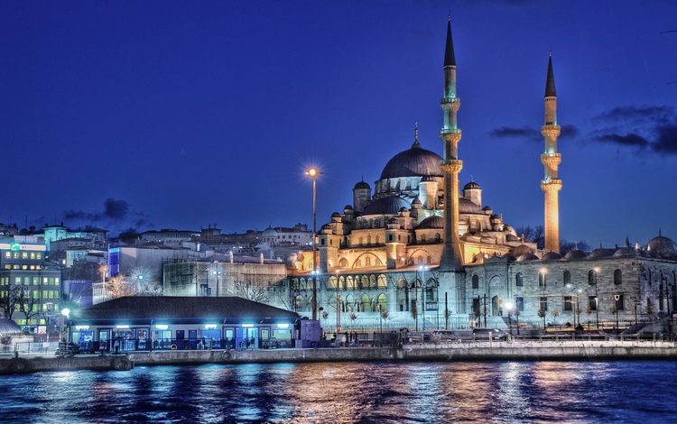 ночь, огни, море, дома, турция, стамбул, минарет, новая мечеть, night, lights, sea, home, turkey, istanbul, the minaret, new mosque