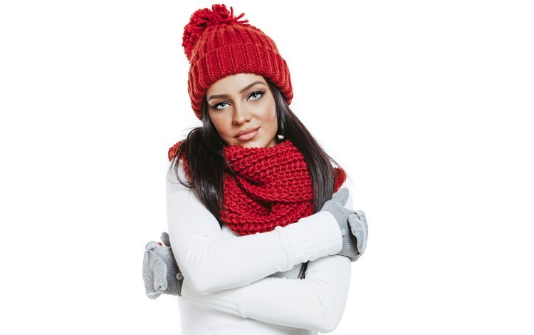 девушка, красная, взгляд, шапка, макияж, перчатки, шарф, girl, red, look, hat, makeup, gloves, scarf