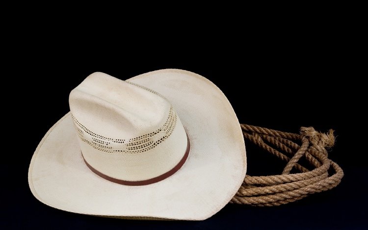 черный фон, кожа, веревка, шляпа, ушанка, лассо, ковбойская шляпа, black background, leather, rope, hat, lasso, cowboy hat