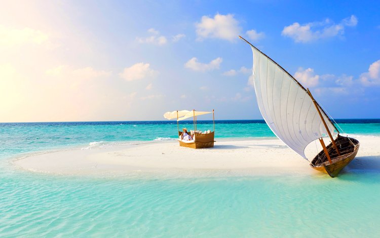 девушка, парус, море, мальдивы, песок, пляж, лодка, отдых, остров, тропики, girl, sail, sea, the maldives, sand, beach, boat, stay, island, tropics