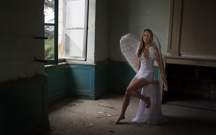 девушка, крылья, ангел, ножки, заброшенное здание, босиком, белые шортики, girl, wings, angel, legs, abandoned building, barefoot, white shorts