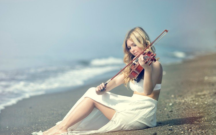 море, блондинка, пляж, скрипка, девушки, белое платье, музыкант, длинные волосы, sea, blonde, beach, violin, girls, white dress, musician, long hair