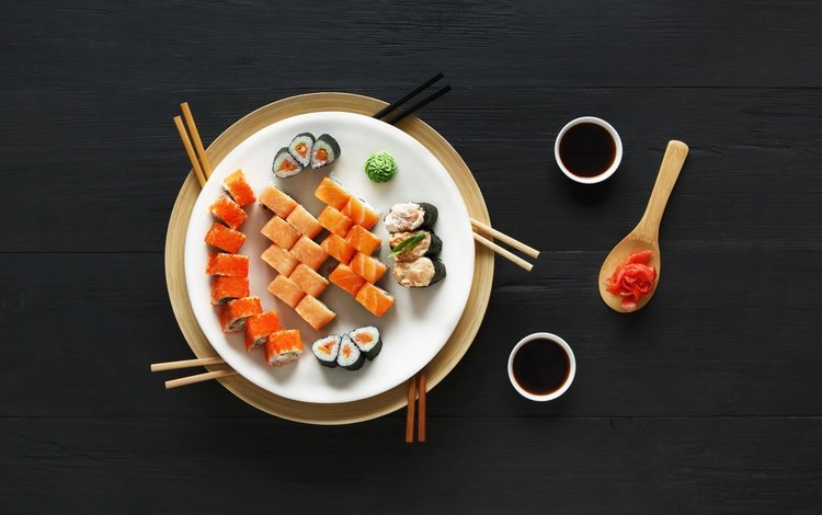 черный фон, набор, японская еда, палочки, соус, суши, роллы, вассаби, имбирь, black background, set, japanese food, sticks, sauce, sushi, rolls, wasabi, ginger
