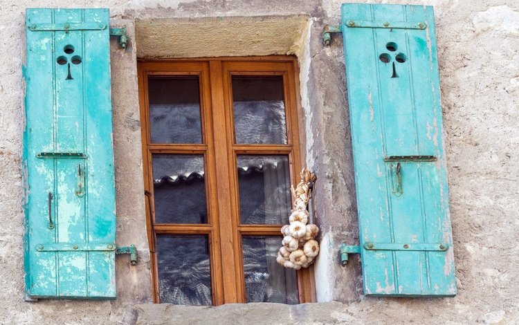 окно, ставни, чеснок, window, shutters, garlic