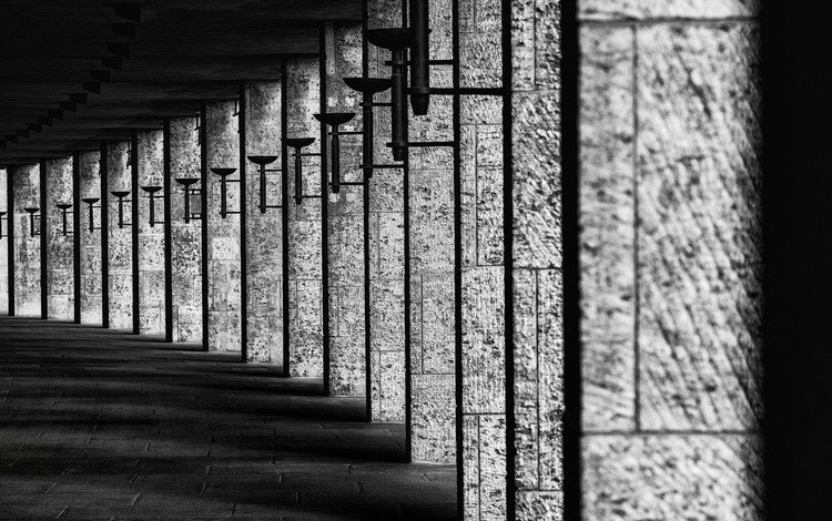 чёрно-белое, колонны, каменные колонны, black and white, columns, stone columns