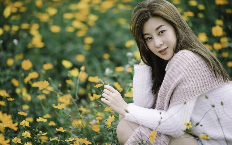 цветы, девушка, взгляд, луг, волосы, азиатка, flowers, girl, look, meadow, hair, asian