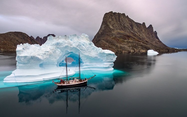 скалы, отражение, пейзаж, море, корабль, лёд, айсберг, rocks, reflection, landscape, sea, ship, ice, iceberg