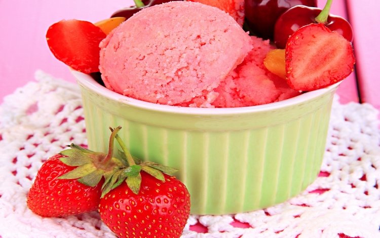 мороженое, клубника, ягоды, вишня, десерт, ice cream, strawberry, berries, cherry, dessert