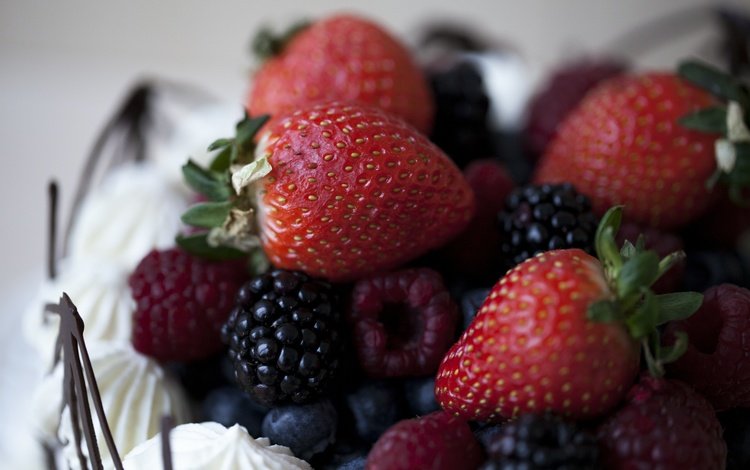 малина, ежевика, ягода, klutskaya, клубника, ягоды, черника, сладкое, торт, десерт, raspberry, blackberry, berry, strawberry, berries, blueberries, sweet, cake, dessert