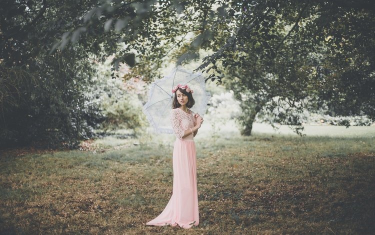 трава, деревья, девушка, зонт, розовое платье, grass, trees, girl, umbrella, pink dress