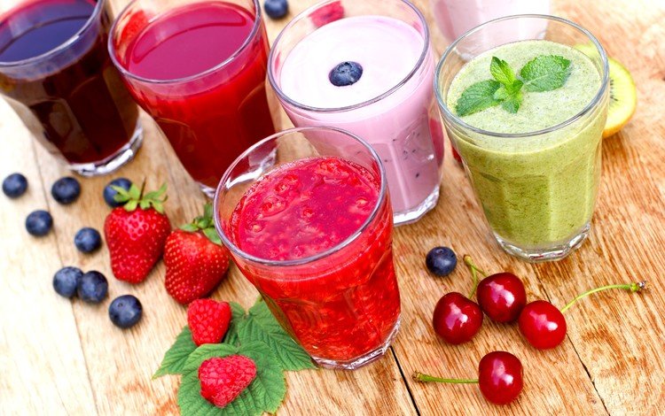 клубника, ягоды, вишня, напитки, черника, стаканы, сок, смузи, strawberry, berries, cherry, drinks, blueberries, glasses, juice, smoothies