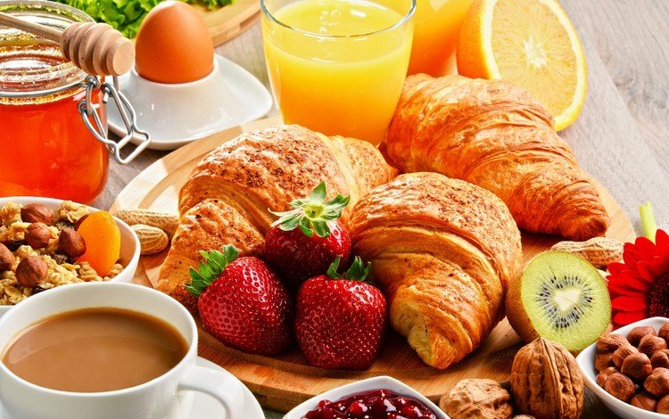 орехи, натюрморт, клубника, яйцо, кофе, круассан, апельсин, сок, киви, завтрак, стакан, мед, nuts, still life, strawberry, egg, coffee, croissant, orange, juice, kiwi, breakfast, glass, honey
