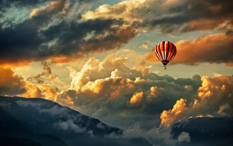 небо, облака, горы, воздушный шар, солнечный свет, the sky, clouds, mountains, balloon, sunlight