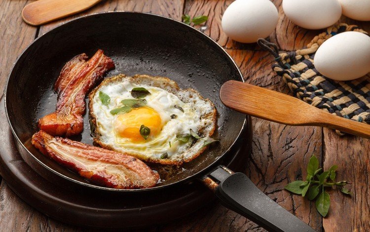 завтрак, яйца, яичница, сковорода, лопатка, бекон, сковород, breakfast, eggs, scrambled eggs, pan, blade, bacon