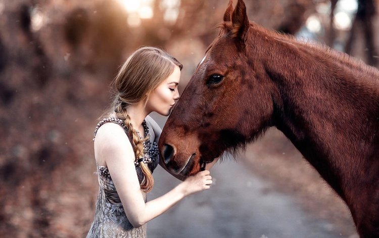 лошадь, алессандро ди чикко, природа, платье, модель, профиль, конь, поцелуй, косы, закрытые глаза, closed eyes, horse, alessandro di cicco, nature, dress, model, profile, kiss, braids