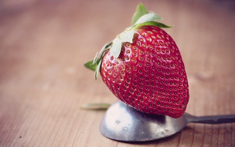 макро, фон, ягода, клубника, стол, ложка, macro, background, berry, strawberry, table, spoon