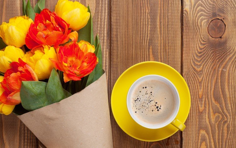 цветы, напиток, кофе, букет, тюльпаны, чашка, пенка, flowers, drink, coffee, bouquet, tulips, cup, foam