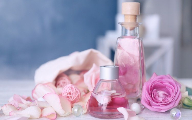 розы, лепестки, масло, аромат, духи, бутылочка, флакон, roses, petals, oil, aroma, perfume, bottle