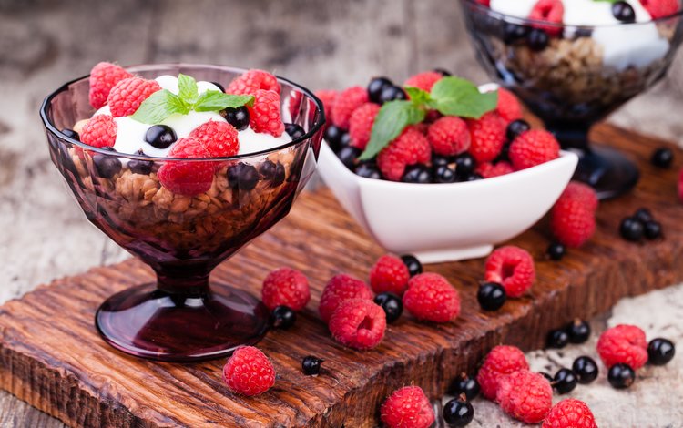 малина, ягоды, завтрак, смородина, мюсли, йогурт, raspberry, berries, breakfast, currants, muesli, yogurt