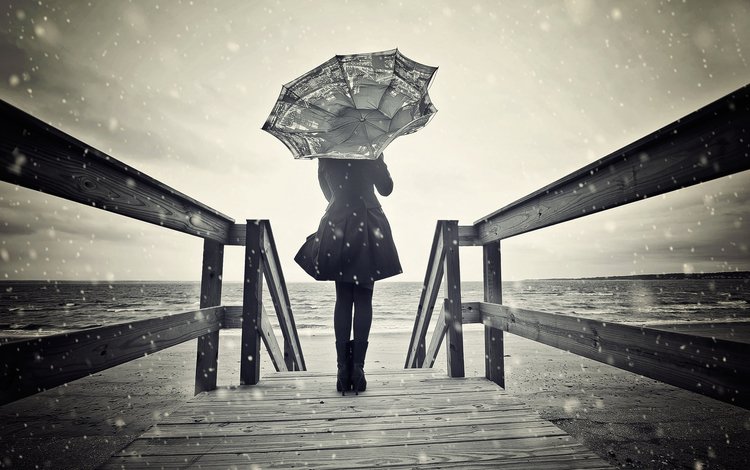 снег, деревянный мост, берег, девушка, настроение, мост, чёрно-белое, модель, зонт, snow, wooden bridge, shore, girl, mood, bridge, black and white, model, umbrella