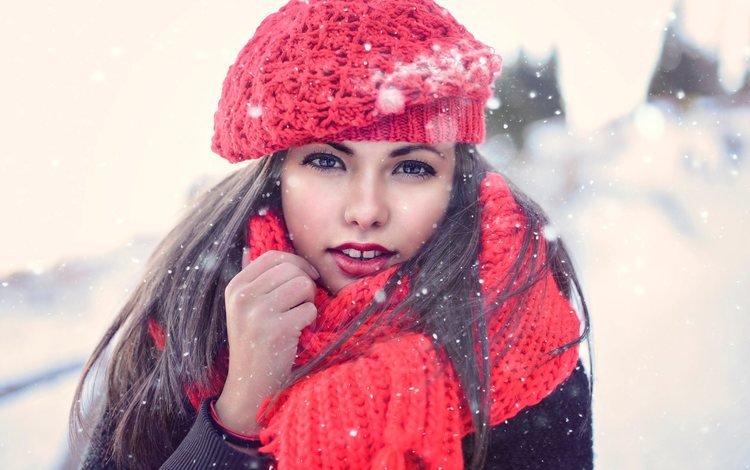 снег, шарф, зима, девушка, брюнетка, взгляд, волосы, лицо, берет, snow, scarf, winter, girl, brunette, look, hair, face, takes