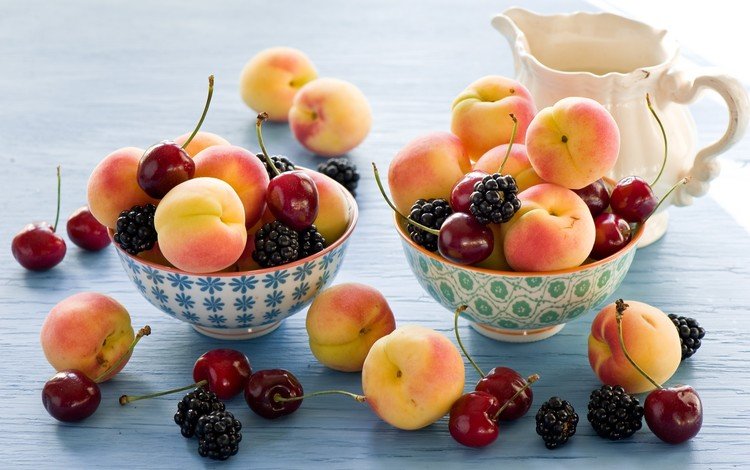 фрукты, ягоды, вишня, посуда, ежевика, абрикосы, fruit, berries, cherry, dishes, blackberry, apricots