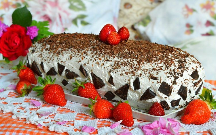 цветы, тортик, клубника, ягоды, шоколад, салфетка, сладкое, торт, десерт, flowers, strawberry, berries, chocolate, napkin, sweet, cake, dessert