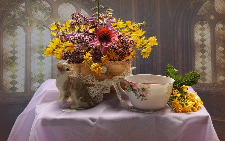 цветы, композиция, кошка, статуэтка, букет, чашка, чай, посуда, салфетка, flowers, composition, cat, figurine, bouquet, cup, tea, dishes, napkin