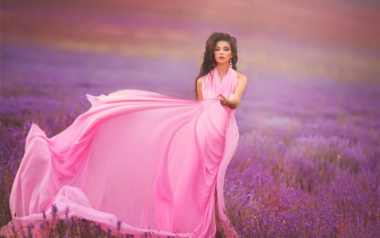 цветы, девушка, поле, лаванда, взгляд, волосы, лицо, розовое платье, flowers, girl, field, lavender, look, hair, face, pink dress