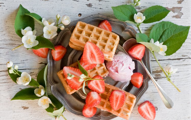 мороженое, клубника, ягоды, вафли, жасмин, ice cream, strawberry, berries, waffles, jasmine