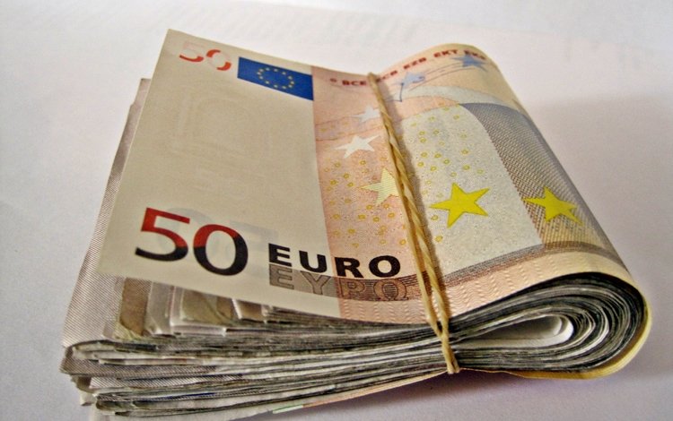 деньги, валюта, купюры, евро, euros, резинка, money, currency, bills, euro, ., gum