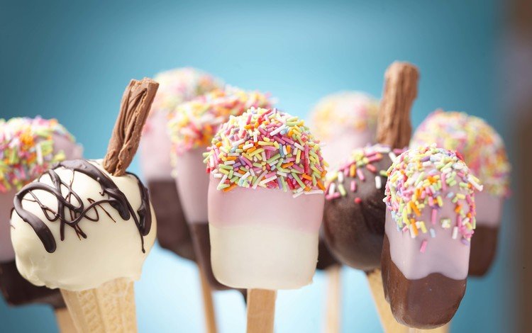 мороженое, клубника, шоколад, посыпка, ice cream, strawberry, chocolate, topping