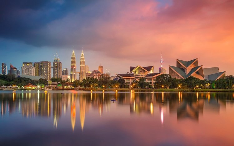 отражение, панорама, башня, дома, небоскрёб, малайзия, куала-лумпур, reflection, panorama, tower, home, skyscraper, malaysia, kuala lumpur