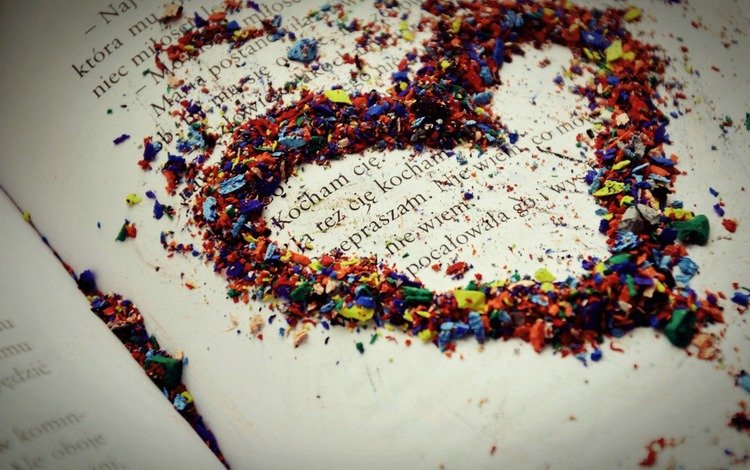 разноцветные, разноцветный, сердце, любовь, текст, книга, стружка, крошки, colorful, heart, love, text, book, chips, crumbs