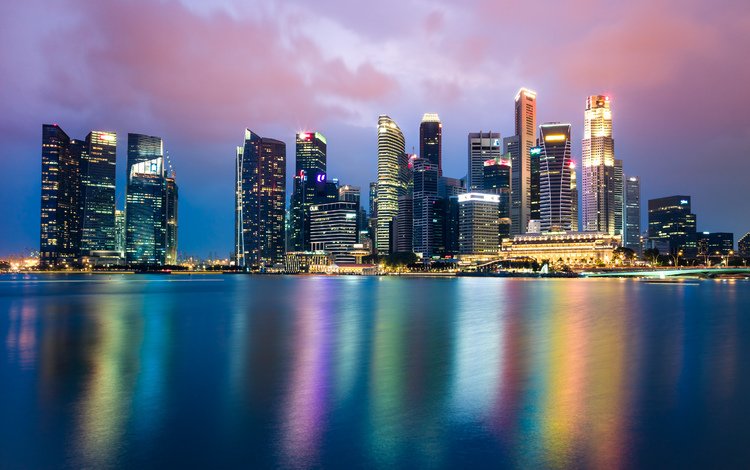 облака, ночь, огни, вода, отражение, город, небоскребы, сингапур, clouds, night, lights, water, reflection, the city, skyscrapers, singapore