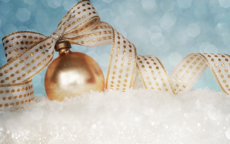 снег, новый год, шар, лента, рождество, елочные украшения, snow, new year, ball, tape, christmas, christmas decorations